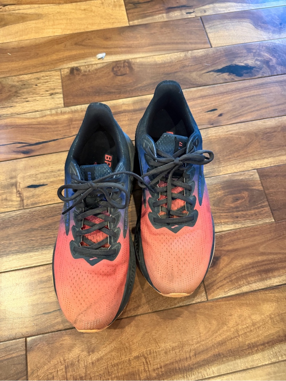 Brooks Ghost 17 Navy, Coral and Purple Athletic Sneakers size 10